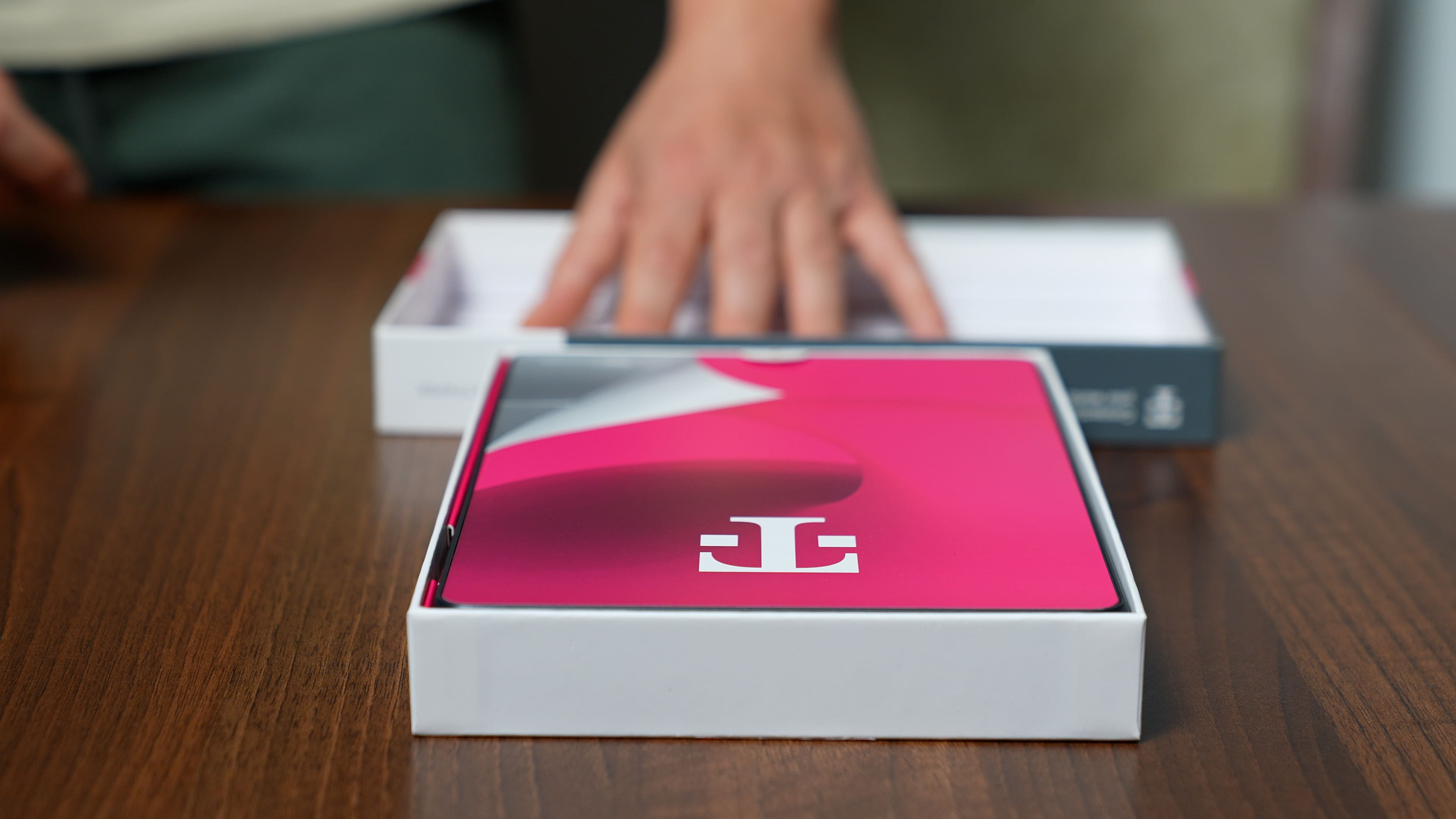 Recenzja T-Tablet 2 – tablet z matowym ekranem i sztuczną inteligencją do nauki i pracy