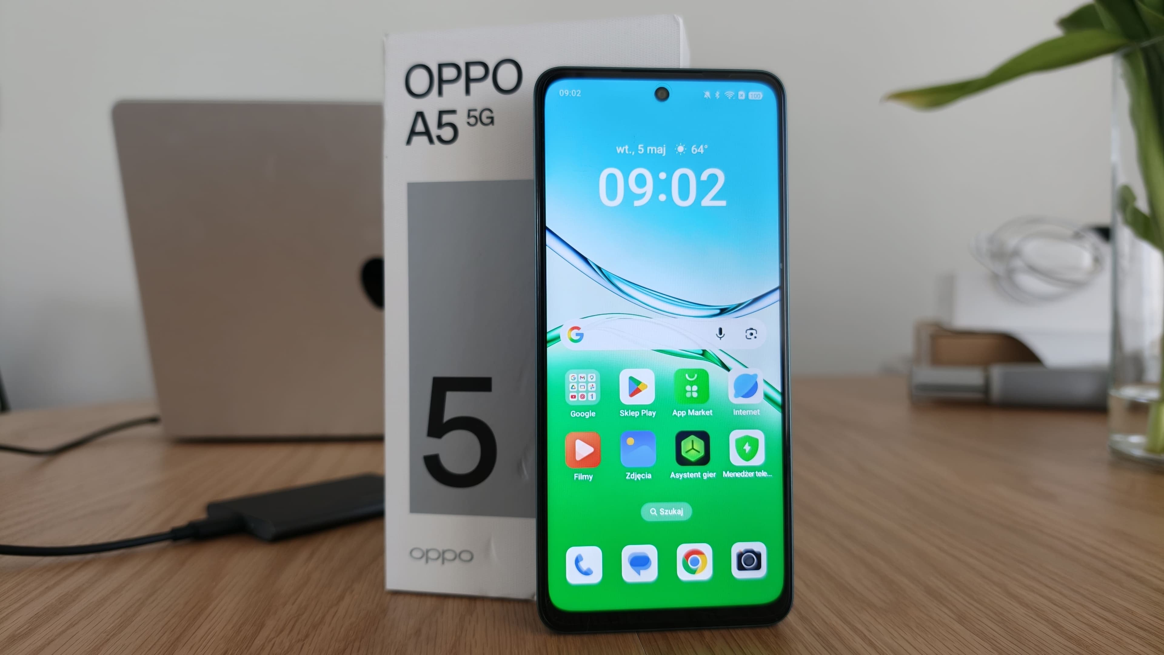 OPPO A5 5G – recenzja. Co potrafi smartfon z niższej półki cenowej?