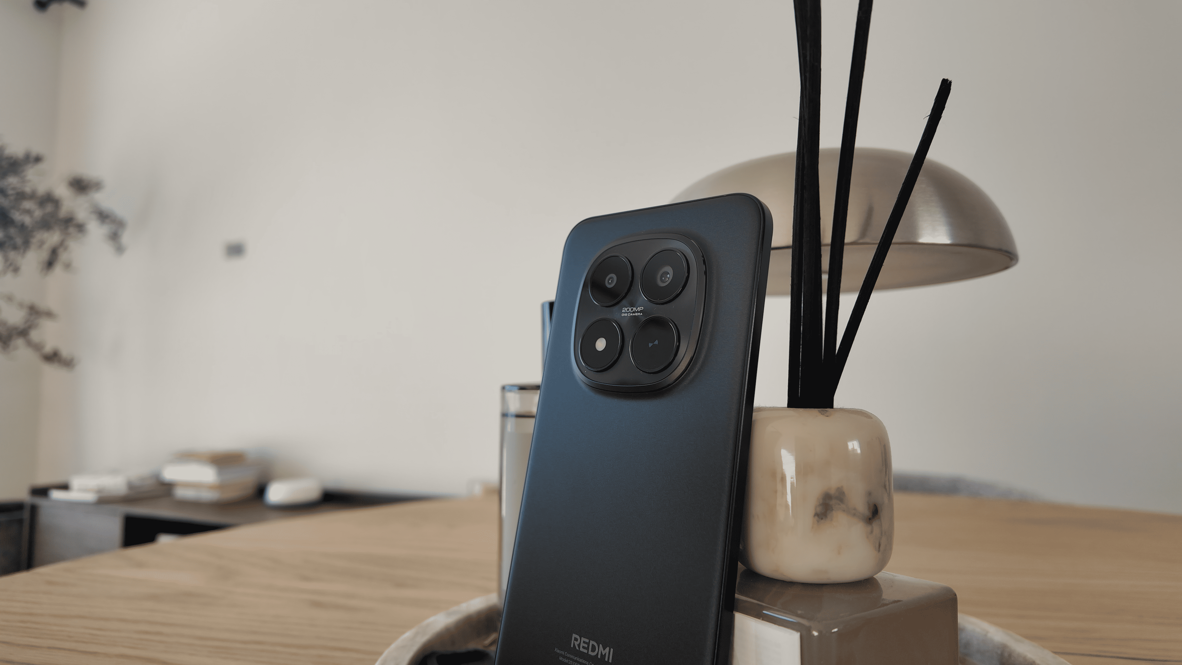 Xiaomi Redmi Note Pro Plus - tył smartfona