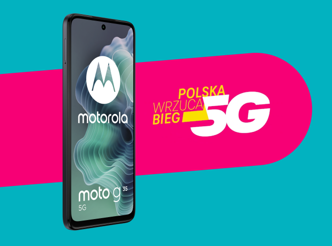 telefon Motorola Moto G35 pokazany pod skosem, obok niego napis polska włącza bieg 5G