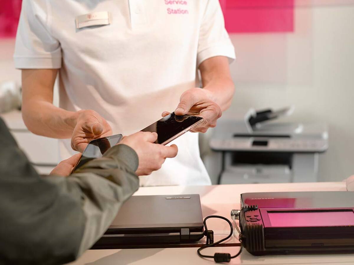 Zwracanie telefonu do salonu T-Mobile