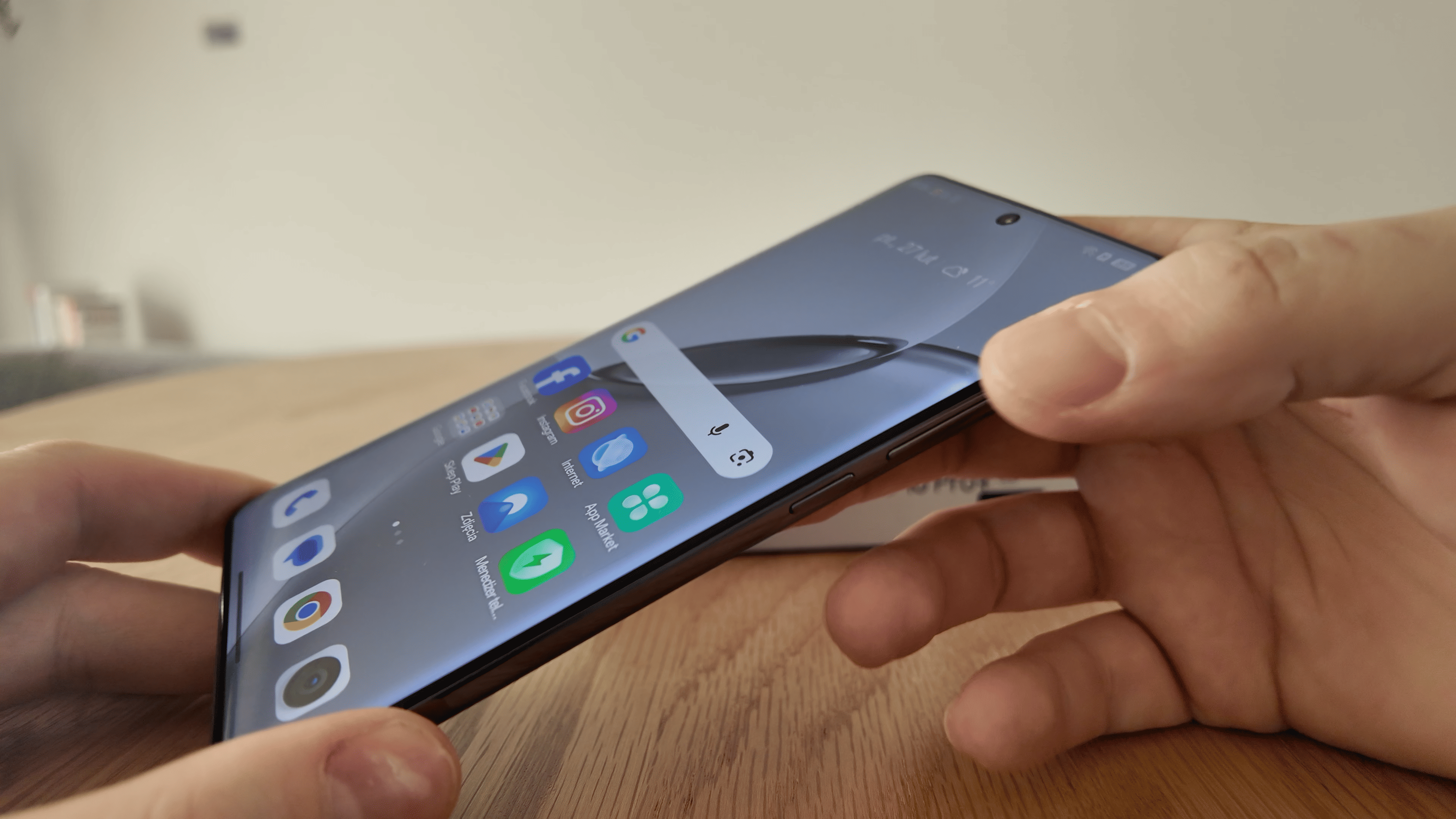 realme 16 Pro+ 5G - wyświetlacz